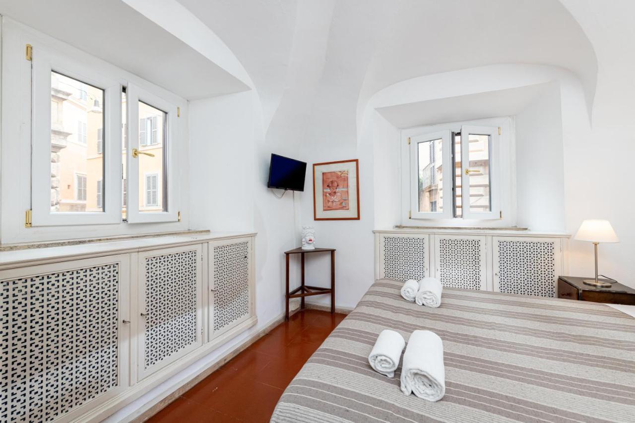Arco In Pantheon Apartments Rome Exterior photo